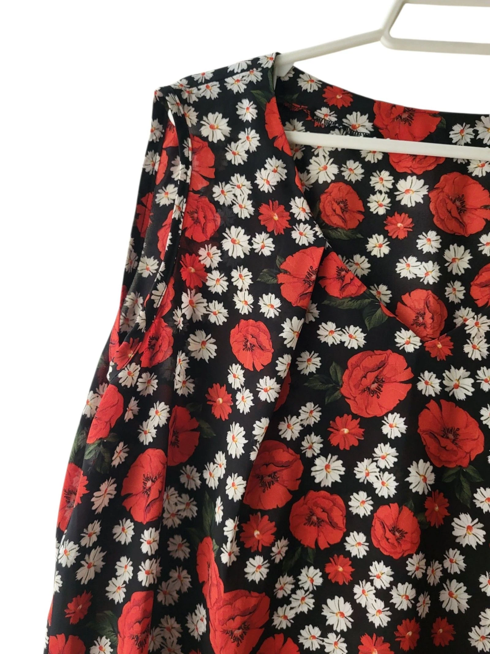 Blusa ligera floral  – photo 2
